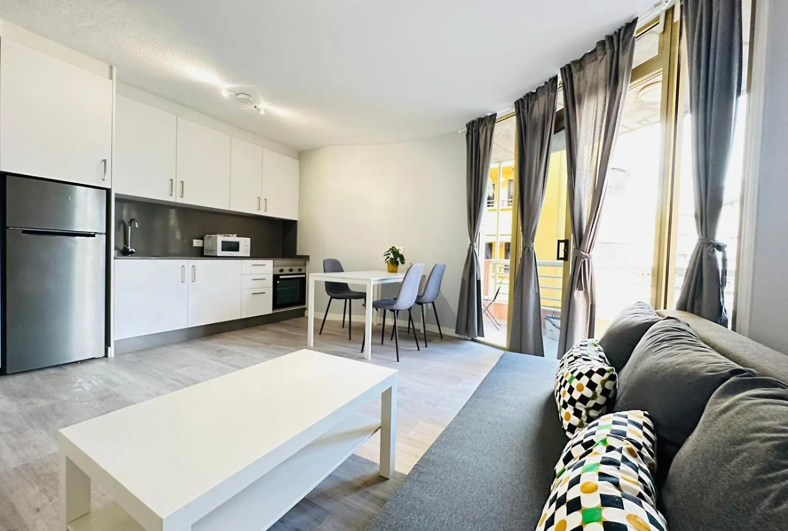 Cozy Apartment Few Steps Of The Beach Medano El Medano