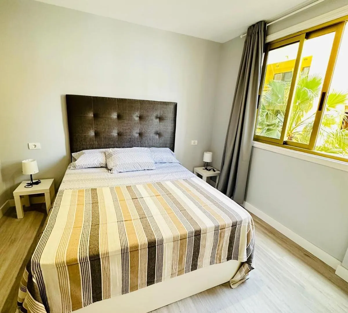 Cozy Apartment Few Steps Of The Beach Medano El Medano  Spain