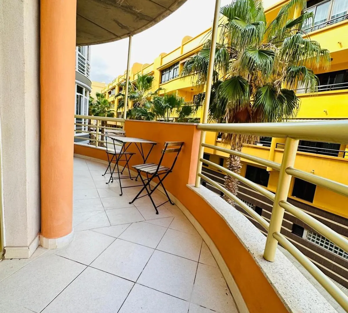 Cozy Apartment Few Steps Of The Beach Medano El Medano  0*, El Medano (Tenerife) Spain